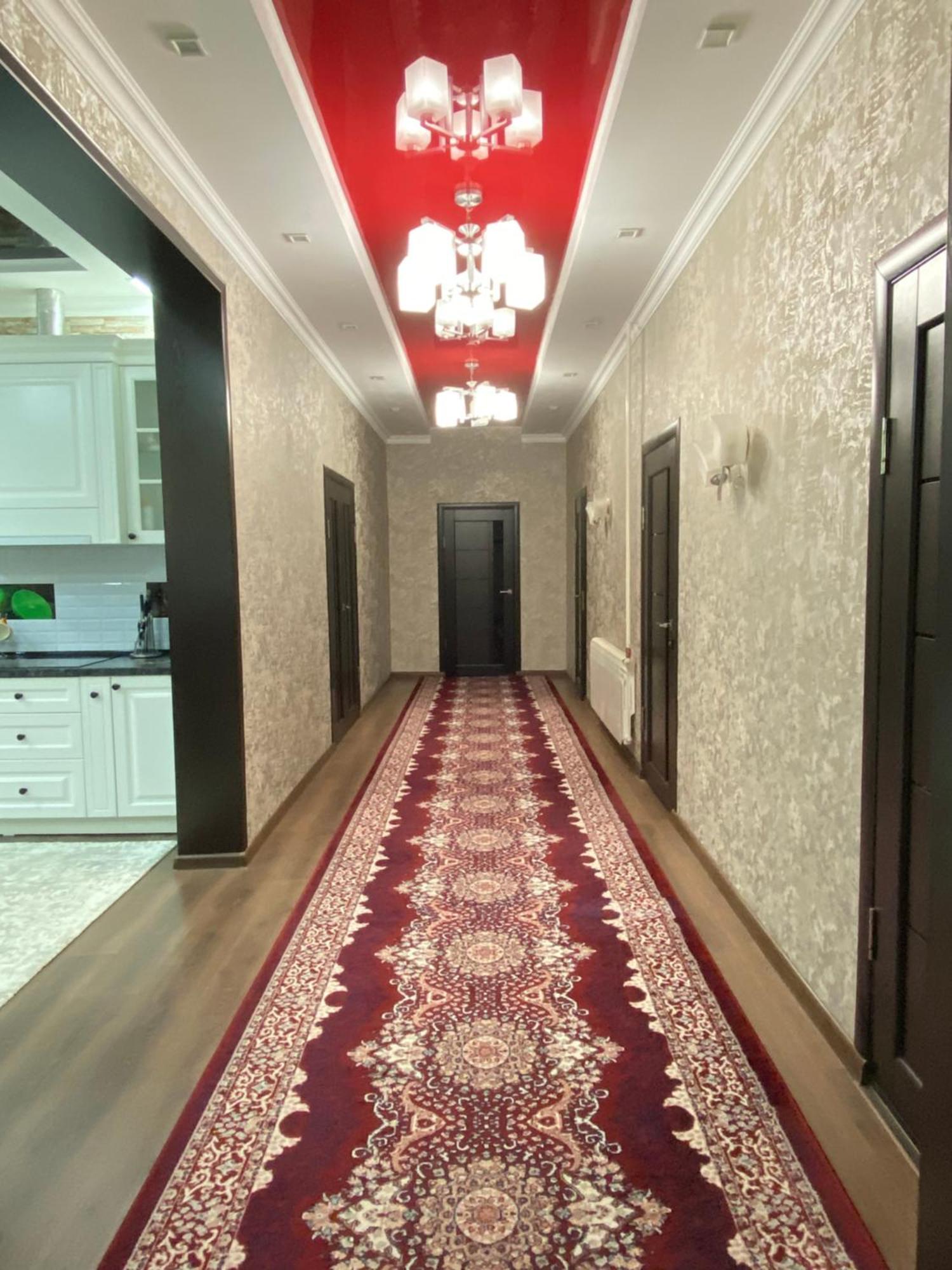 Guest House Glover Karakol Bagian luar foto